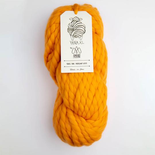 Amano Yana XL Highland Wool 200g Scarlet