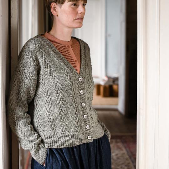 Erika Knight Pattern Hove Cardigan deutsch