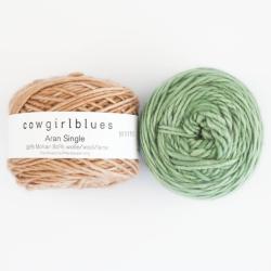 Cowgirl Blues Aran Single solids handgefärbt Auslauf